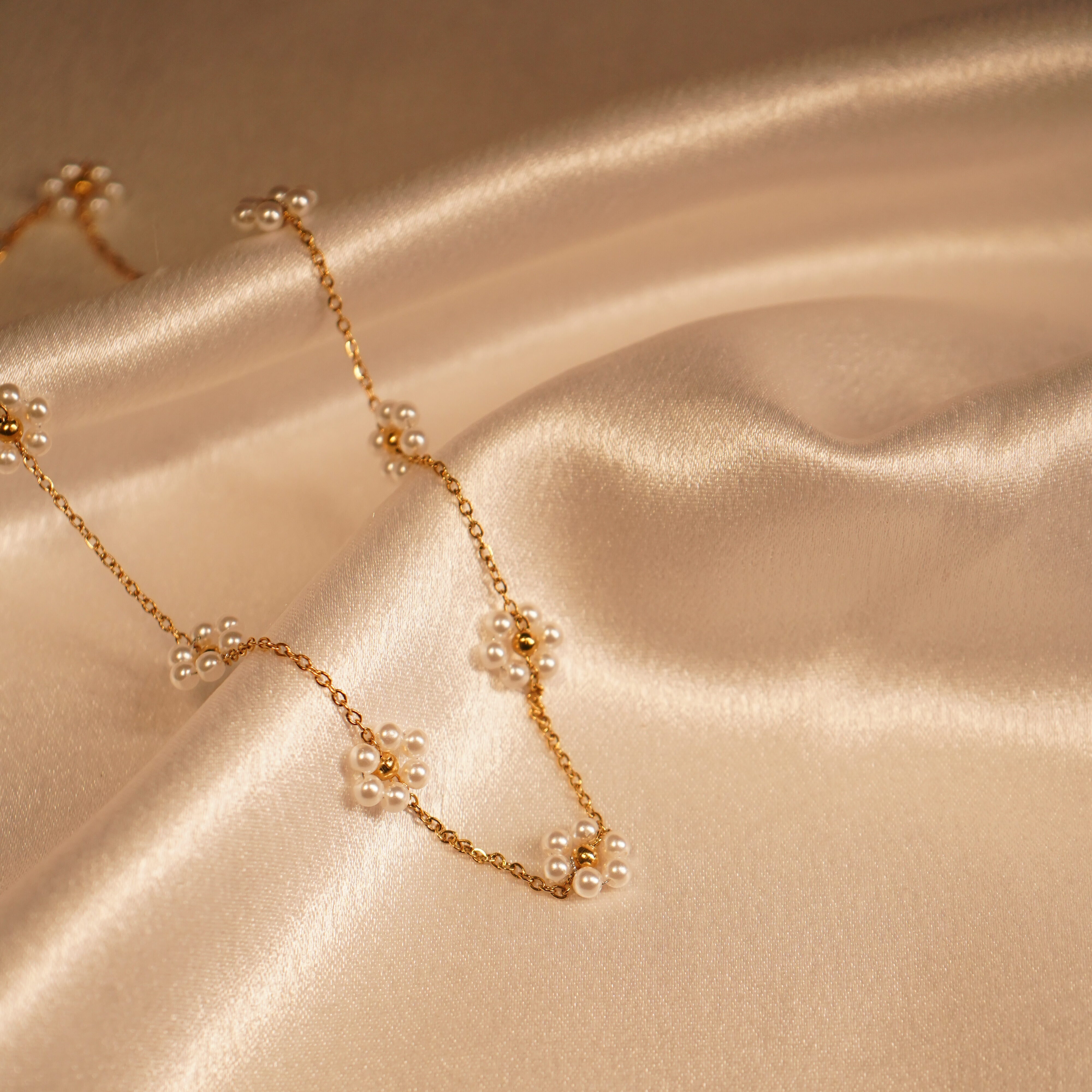 Daisy pearl Anti-Tarnish Chain